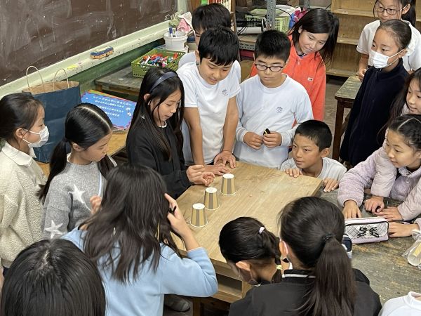 タネもしかけも夢もある！マジックワークショップ